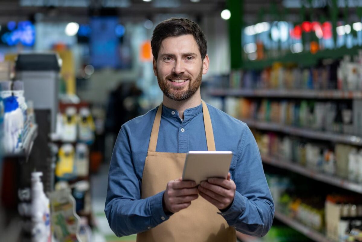 Lucrător comercial - ce înseamnă și care sunt responsabilitățile în această meserie